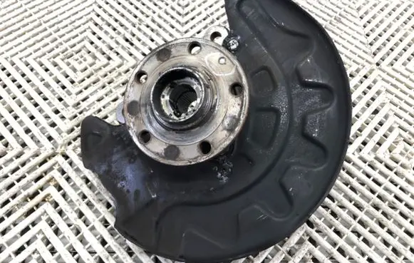 Skoda Octavia Mk3 (5E) Front wheel hub spindle knuckle