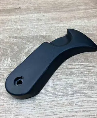 BMW 3 E46 Engine bonnet (hood) release handle 8226621