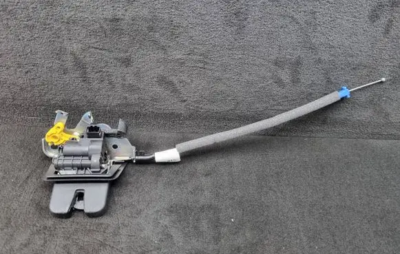 Audi Q7 4M Tailgate/trunk/boot lock/catch/latch 4M0827506B 4M0827506D
