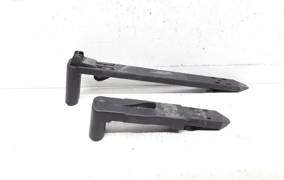 Volvo XC90 Headlight/headlamp mounting bracket 30763154 30763155