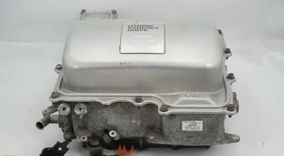 Toyota Prius (XW20) Voltage converter inverter G920047120 G927047040