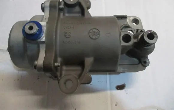BMW 2 Active Tourer U06 Water pump JM5P7P184CB