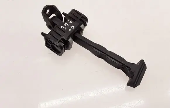 Peugeot 508 Front door check strap stopper