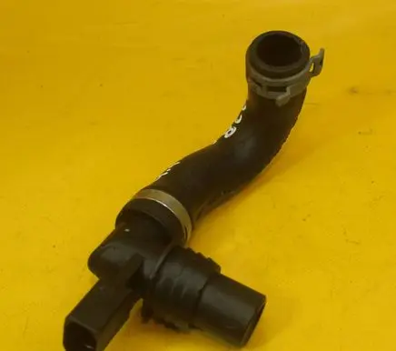 Audi A8 S8 D4 4H Breather valve 037906391B