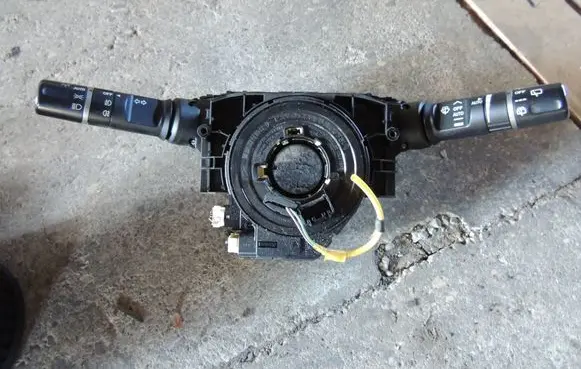 Mazda 6 Wiper turn signal indicator stalk/switch DF7566122 GS1R66120A