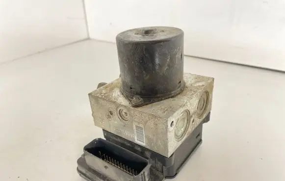 Opel Insignia A ABS Pump 22757649