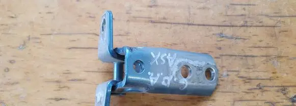 Mitsubishi ASX Rear door lower hinge
