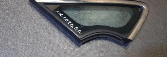 KIA Ceed Front triangle window/glass 2013R