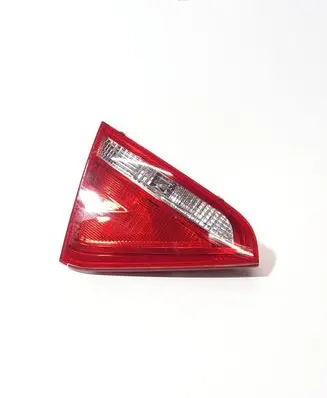 Audi A5 8T 8F Tailgate rear/tail lights 8T0945093