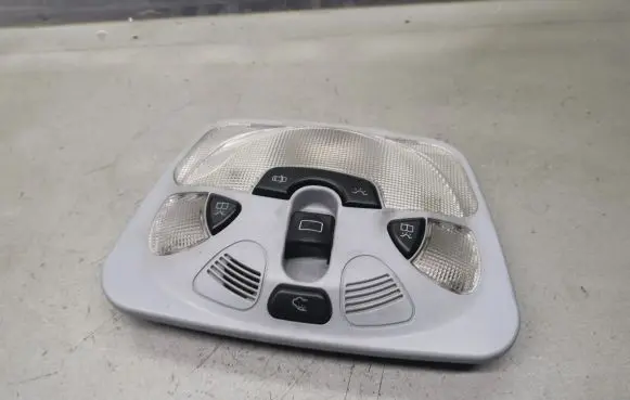 Mercedes-Benz C W203 Front seat light A2038201201