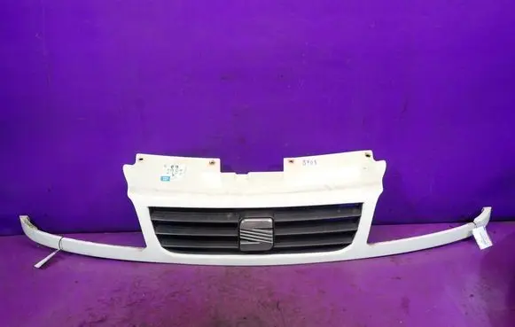 Seat Alhambra (Mk1) Front grill 
