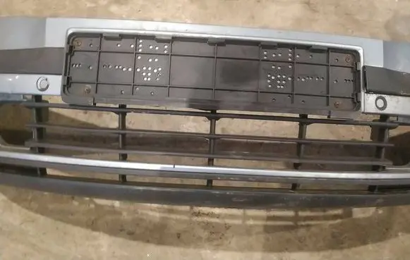 Skoda Octavia Mk2 (1Z) Front bumper lower grill 
