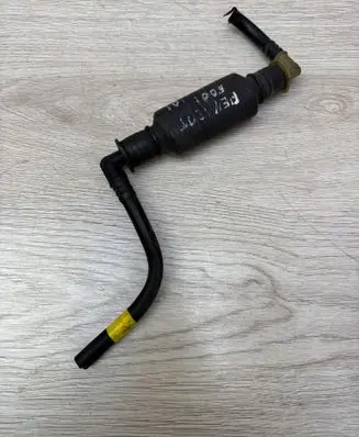 Peugeot 5008 Mechanical fuel pump 