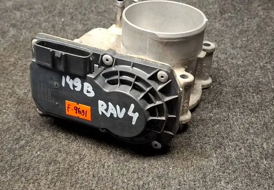 Toyota RAV 4 (XA40) Throttle body valve 22030-36020 2203036020