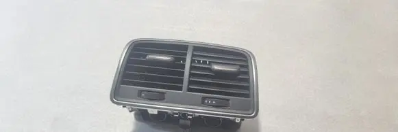 Audi A7 S7 4G Rear air vent grill 4G0819203