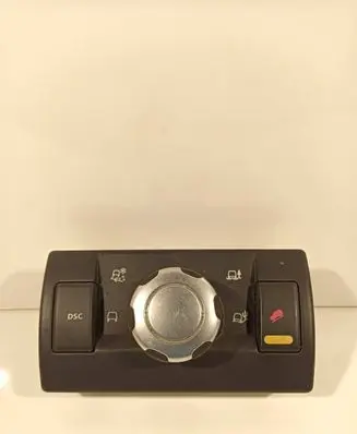 Traction control (ASR) switch