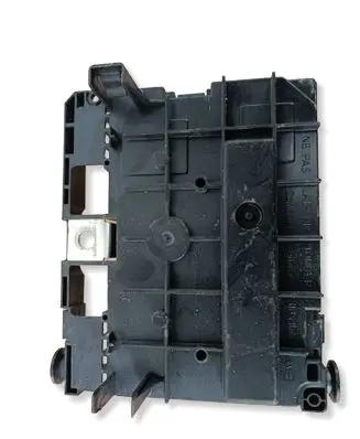 Peugeot 308 SW Fuse module 9666700480