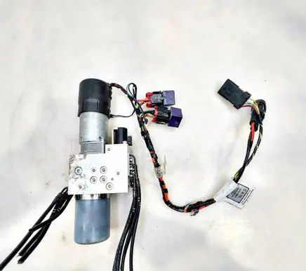 Peugeot 207 CC Convertible roof hydraulic pump 9680076380 111794 HB70926002
