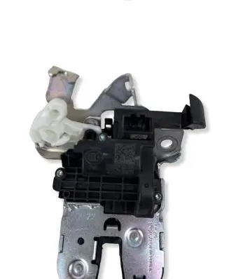 Seat Leon (5F) Tailgate lock latch 5F0827505 170522004013