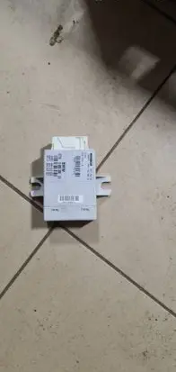 BMW 5 F10 F11 Air suspension control unit module (rear) 6860386 004002000 004007001