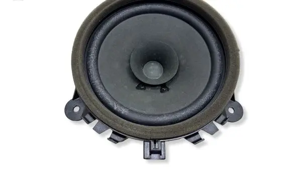 Volvo V70 Front door speaker 30657444
