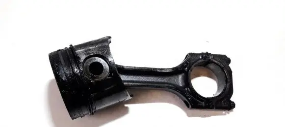Piston with connecting rod