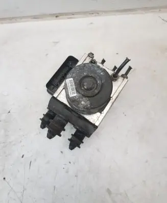 Volkswagen Golf V ABS Pump 1K0907379N