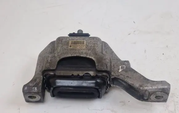 Mini Cooper Countryman R60 Engine mount bracket 6779805 G2005005 68623513