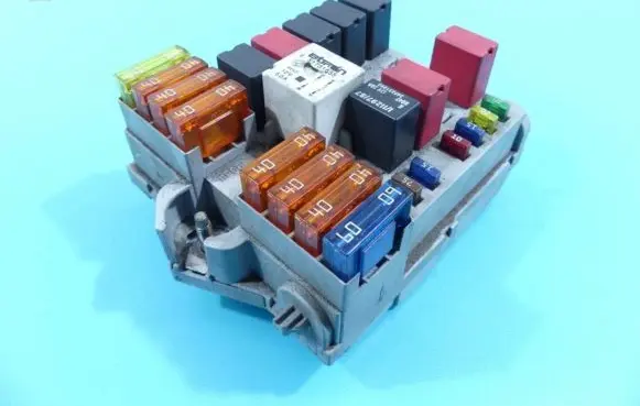 Fiat Croma Fuse box set 51738102 IMPRK1298185