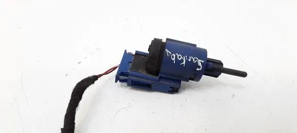 Clutch pedal sensor