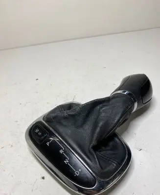 Mercedes-Benz CLK A209 C209 Gear lever shifter trim leather/knob A2032674210