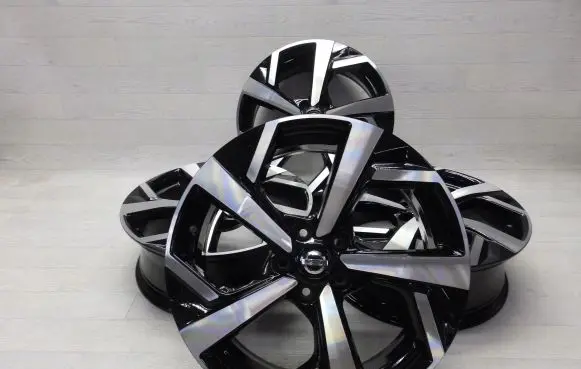 R19 alloy rim
