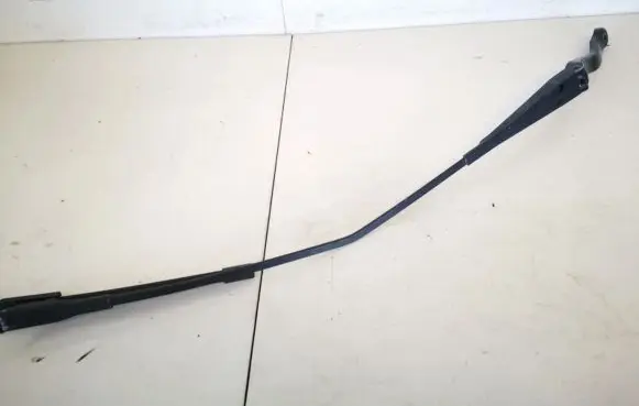 Opel Corsa D Front wiper blade arm 13182326