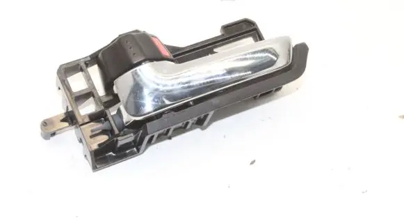 Suzuki Ignis Rear door interior handle