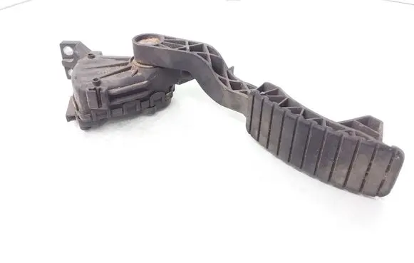Renault Laguna II Accelerator throttle pedal 8200002904 6PV00811900