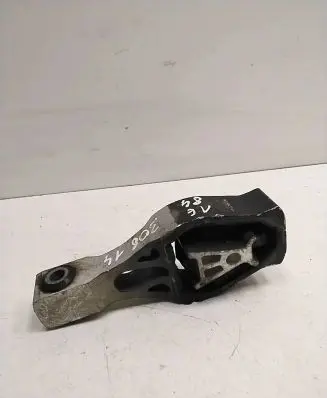 Peugeot 308 Engine mount bracket 9805734780
