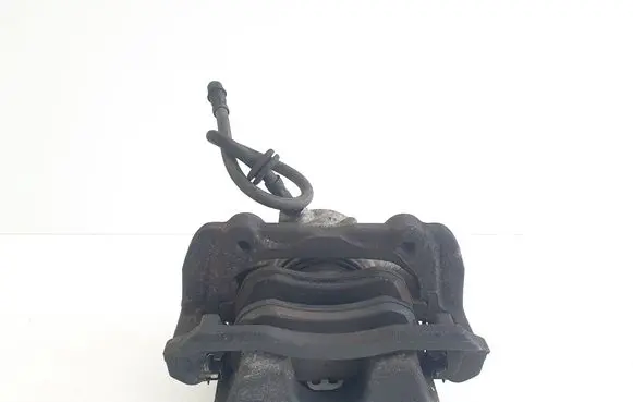 Mercedes-Benz C W204 Front brake caliper