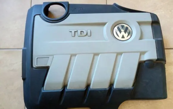 Volkswagen Tiguan Engine cover (trim) 03L103925 NE70541
