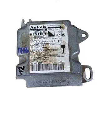 Renault Kangoo I Airbag control unit/module 8200272510
