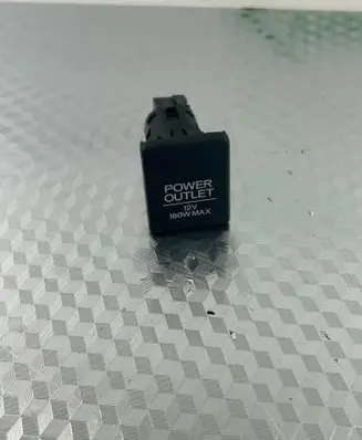 Honda HR-V 12 V Socket (rear) 