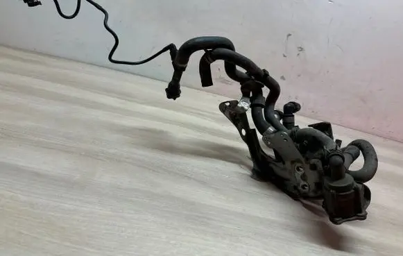 Volvo S90, V90 Electric auxiliary coolant/water pump 31686005