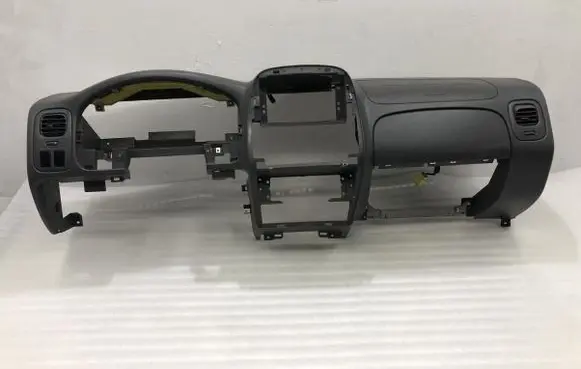 Nissan NP300 Dashboard