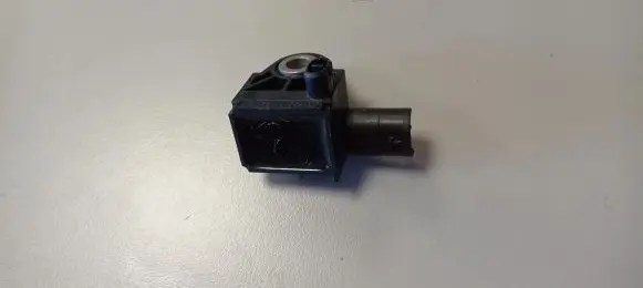 Chrysler Pacifica Airbag deployment crash/impact sensor 53312250 68185746AA