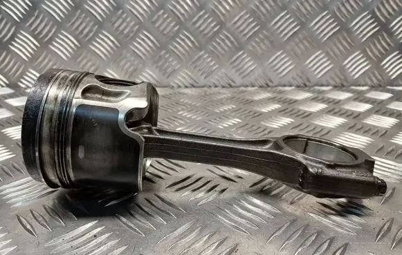 Volkswagen Golf IV Piston with connecting rod 1295
