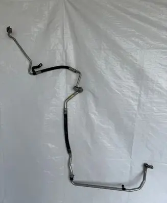 Opel Vectra C Air conditioning (A/C) pipe/hose 13142595
