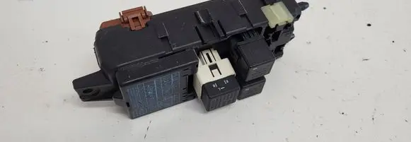 Mitsubishi Space Star Fuse box set MB953355 1A310502