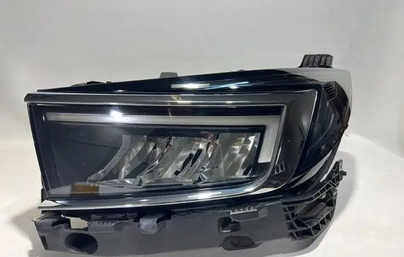 Opel Grandland X Headlight/headlamp 9850145980