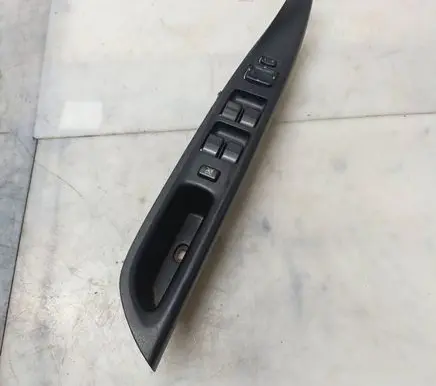 Mazda 6 Electric window control switch GJ6A684L6