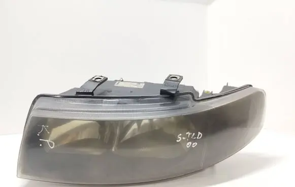 Seat Toledo II (1M) Headlight/headlamp 1M1941001D 67742691