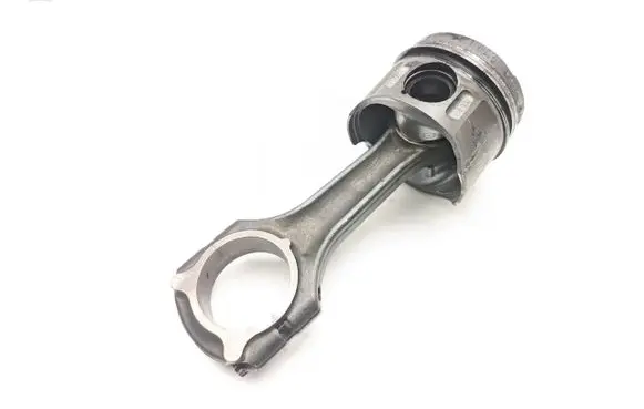 Chrysler PT Cruiser Piston with connecting rod 